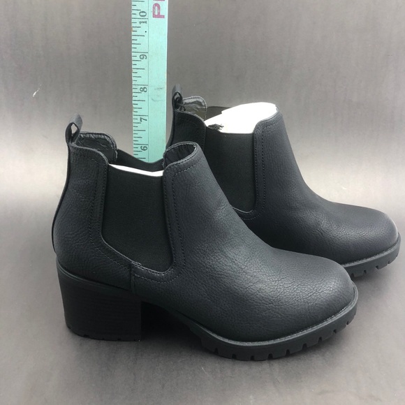 New Look Women’s Chunky Boots Size 7. New in Box - Picture 3 of 8